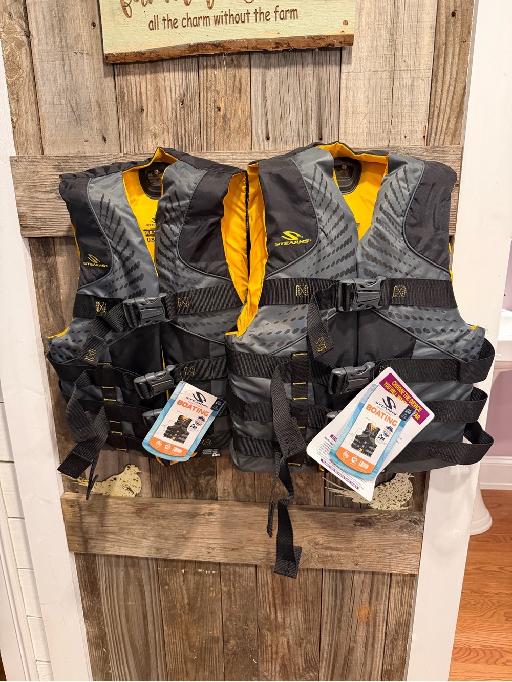 (2) Adult S/M Black and Yellow Life Jackets